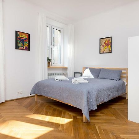 Royal Route Apartment For 10 People Warsaw Ngoại thất bức ảnh