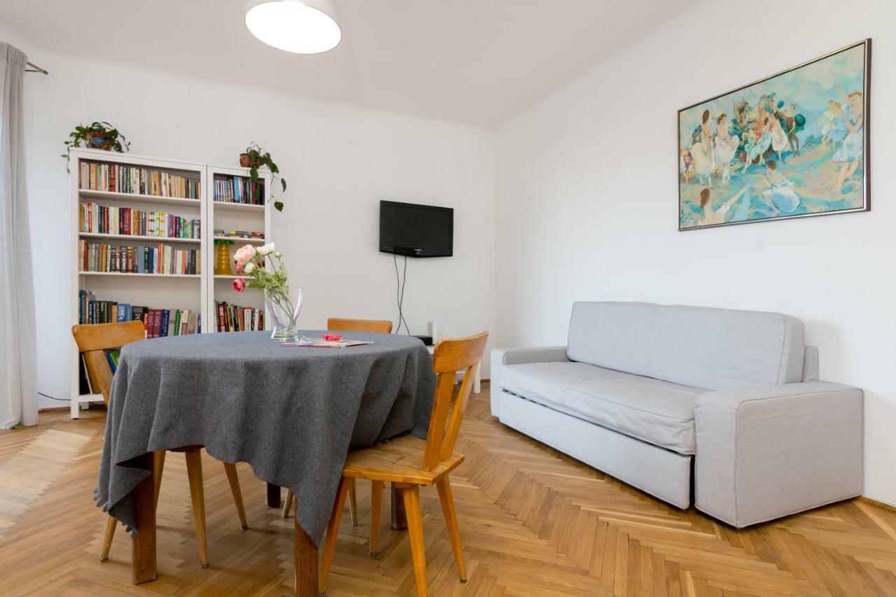 Royal Route Apartment For 10 People Warsaw Ngoại thất bức ảnh